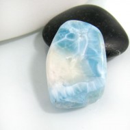 Larimar Tumbled Hand flattererHL22